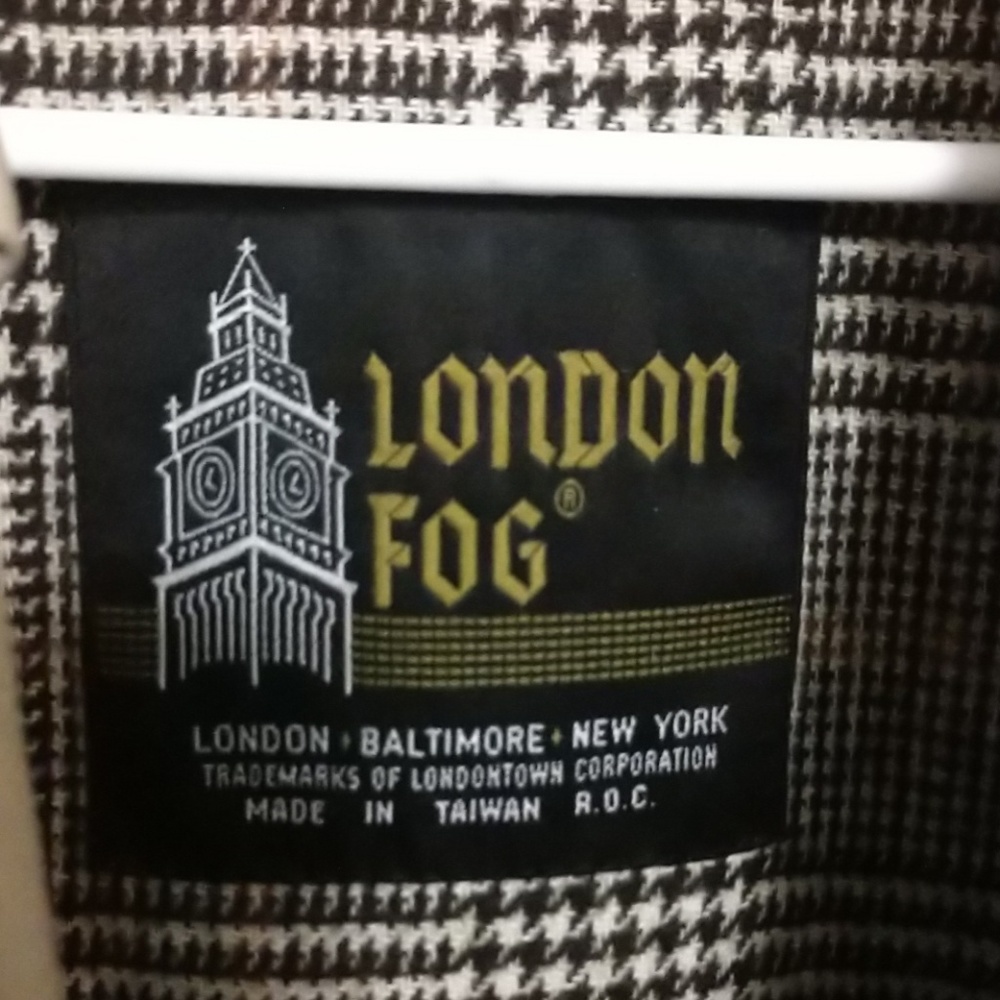 London Fog Trench Coat - Picture 2 of 4